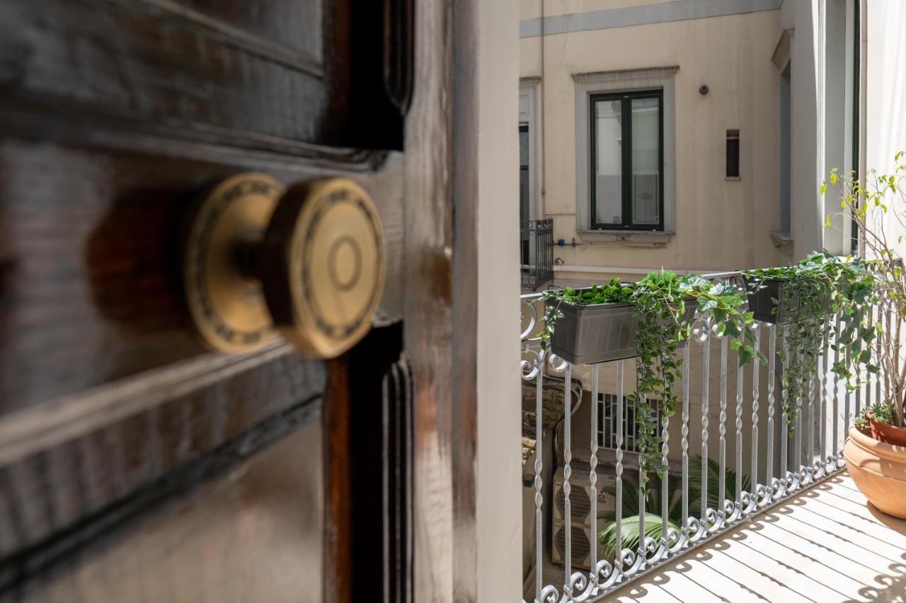Relais Palazzo Olimpia - Corso Vittorio Emanuele Apartment Salerno Exterior photo